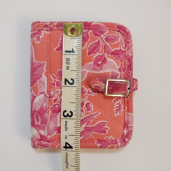 Vera Bradley Hope Toile Cards and Cuties Photo Wallet - Picture 7 of 7